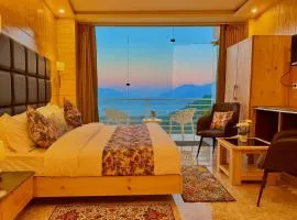 Hotel Lily Woods, Near JW Marriott Mussoorie - A Beautiful Lavish & Luxury Hotel with Mountain View Managed By Lily