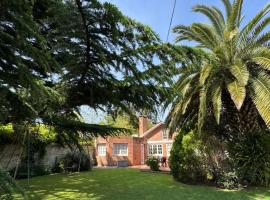 Chalet Mar del Plata, ξενοδοχείο στο Μαρ ντελ Πλάτα