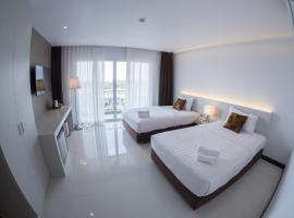 Chaisaeng Villa, ξενοδοχείο σε Sing Buri