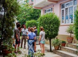 Bodhi house, ξενοδοχείο σε Baudhatinchule