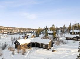 Moderne storhytte med 5 soverom og 3 bad, hotel in Beitostøl
