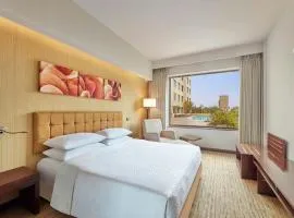 Four Points by Sheraton Hotel and Serviced Apartments Pune