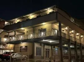 Platinum Hotel