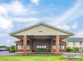 Super 8 by Wyndham Henrietta/Rochester Area