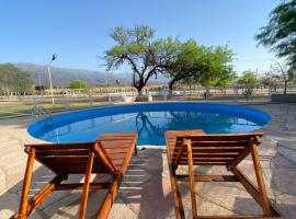 Complejo Chaya, hotel in La Rioja