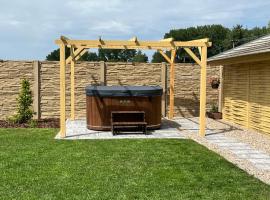 Chalupa na vesnici - Blansko, hotel en Chrudim