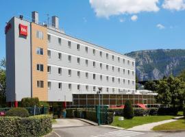 阿尔尚波特德格涅瓦宜必思酒店,位于阿尔尚的酒店