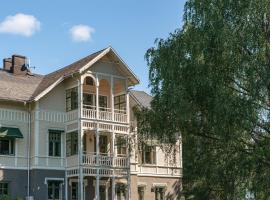 Skogsbrynet B&B, Bredsjö Nya Herrgård, hôtel à Hällefors