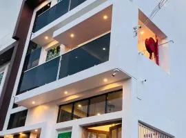 THE CHALET- Pondicherry, Near Eden Beach - BMC