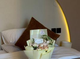 Essa camp in Wahiba Sands, hotel in Al Raka