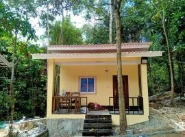 Rocky Jungle Bungalows