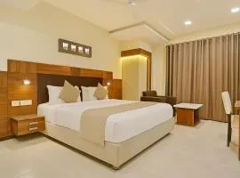 Hotel Mandovin Near Railway Station