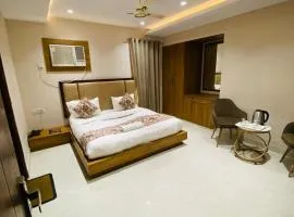 Hotel Sehej Continental At Karol Bagh