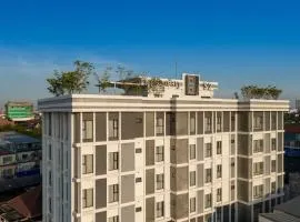 S 2 Modern Boutique Hotel