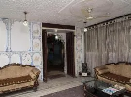 Hotel Pichola Haveli