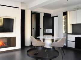 White & Black Aegina - Private Garden & Parking, Hotel in Áyioi Asómatoi