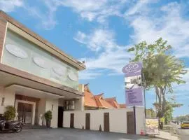 Life Emerald Hotel Surabaya