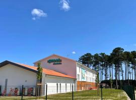 greet hotel Castets Coeur des Landes, hotel in Castets