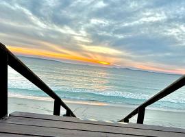 Langebaan Beach Towers, hotel in Langebaan