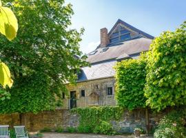 Les Confidences de Messire Sanglier, stylished guest houses,位于博兰的酒店