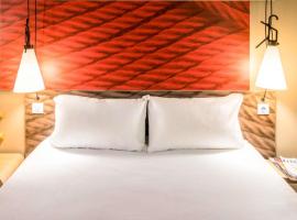 ibis Santos Gonzaga Praia，位于桑托斯的酒店