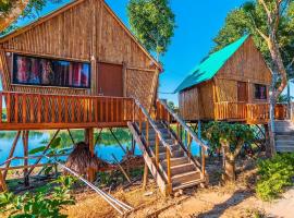 Divine Lake Island, hotel a Rangamati