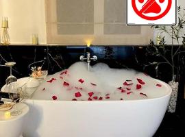 24Rooms นครสวรรค์, hôtel à Nakhon Sawan