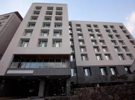 Jeju Waystone Seoubong Hotel