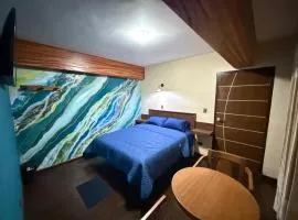 Hotel Elom