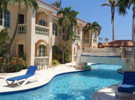 Wacamaya condo - 5 minutes to Palm beach, hotel en Palm-Eagle Beach