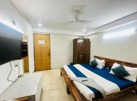 Hotel Green Valley- Near Nizamuddin Railway Station