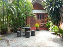 My House Ahangama, hotel v destinaci Ahangama