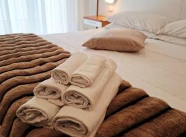 Hotel Brotas، فندق في ريميني