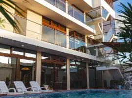 Yesimar Hotel