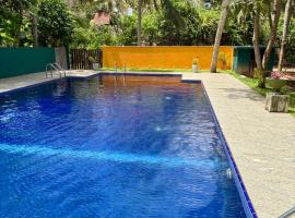 SKY Land Villa, hotel in Bentota