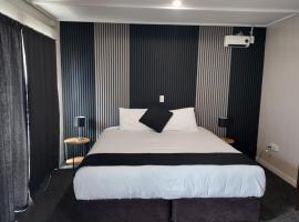 Bay Lodge Motel、タウランガのホテル