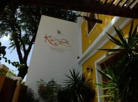 Kira's Boutique Hotel: Mindelo şehrinde bir otel