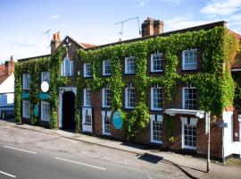 Hotel Photo: The Talbot Inn