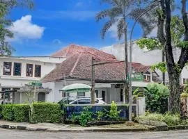 Hotel O Bandung near Stadion Siliwangi formerly The Ethnic Hotel Bandung