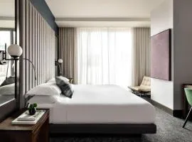 Hotel The Caves Aerocity FREE Airport Drop