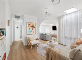 Salty Waves Escape at Jervis Bay - 3BR relaxed beach side living, hotel v destinaci Vincentia