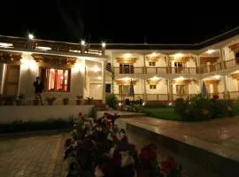Hotel Ladakh Inn