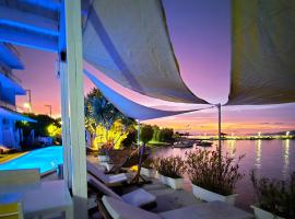 Porto Evia Boutique Hotel, hotel in Amarinthos