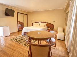 Hotel Park Suites Lima, Barranco, hotel in Lima