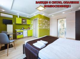 Guest house "Golden Gate 911 ", hotel in Kyiv