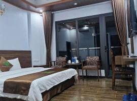 Khách sạn Rosalia, hotell i Tam Ðảo