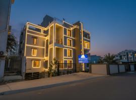 FabHotel Majestic Luxurious - Nr Rajaram Bhiku Pathare Stadium, hotel in Poona