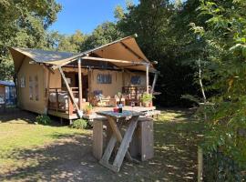 Het Roodborstje, hotel v destinaci Holten