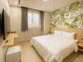 星雨行館-逢甲洲際館 商務-出差-停車-長住-公司報帳