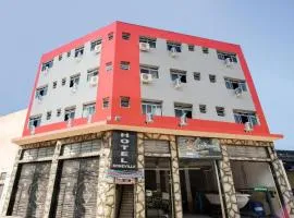 Hotel Santo Amaro - 700 Metros do Metrô Largo Treze e 13 Minutos do Autódromo de Interlagos